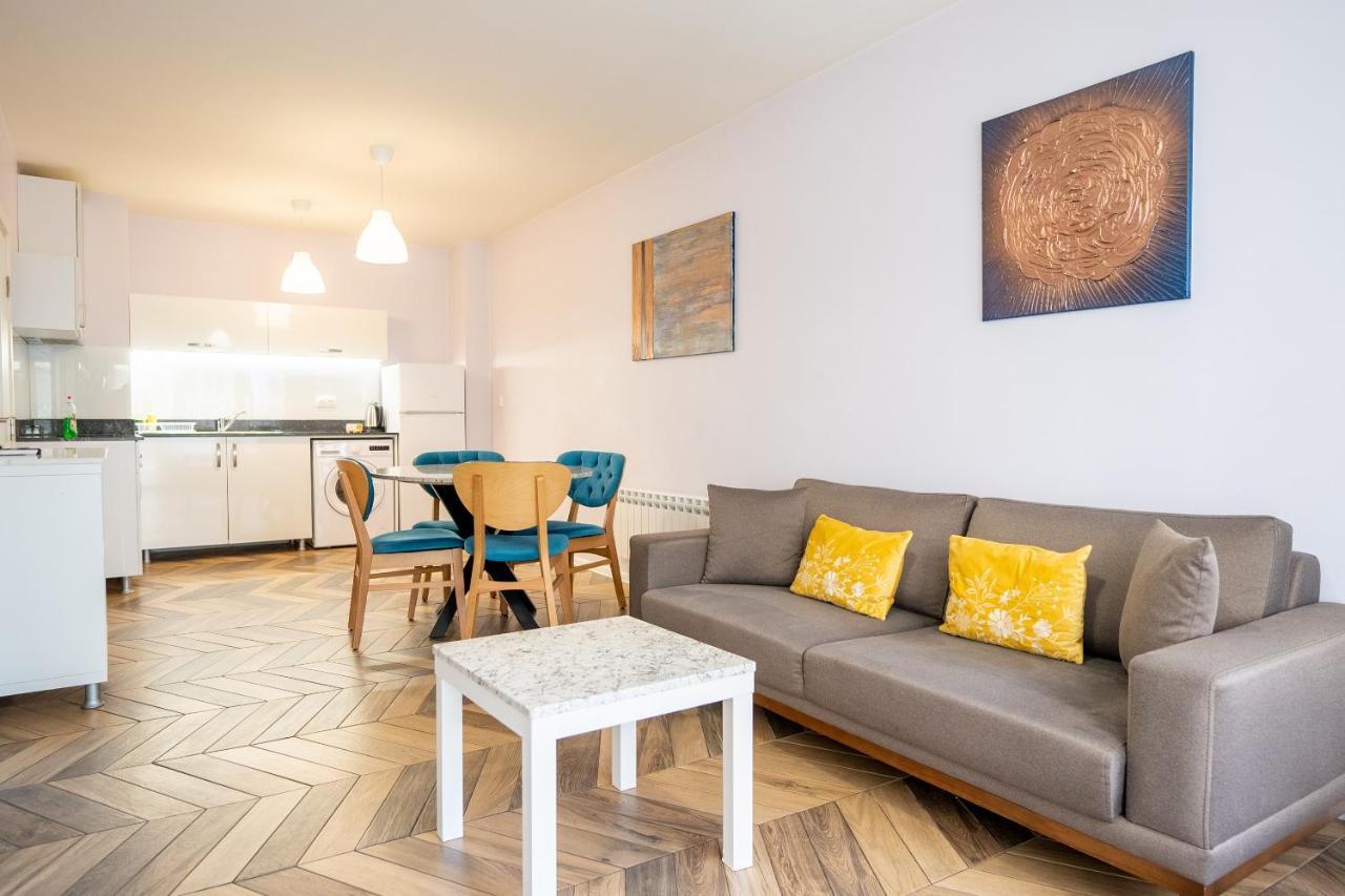 Sunny Apartment In Studentski Grad, Behind Unss София Экстерьер фото