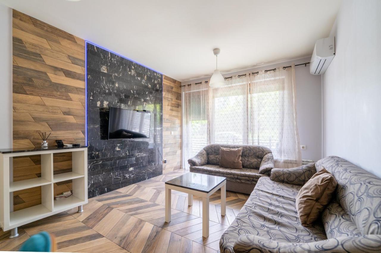 Sunny Apartment In Studentski Grad, Behind Unss София Экстерьер фото